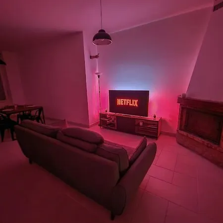 Netflix And Chill, Maison Duplex Montargis Exterior photo